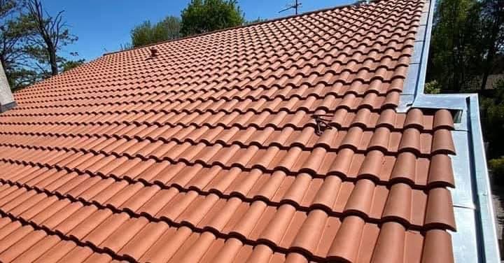Toiture en tuiles mécaniques neuves entièrement rénovée
